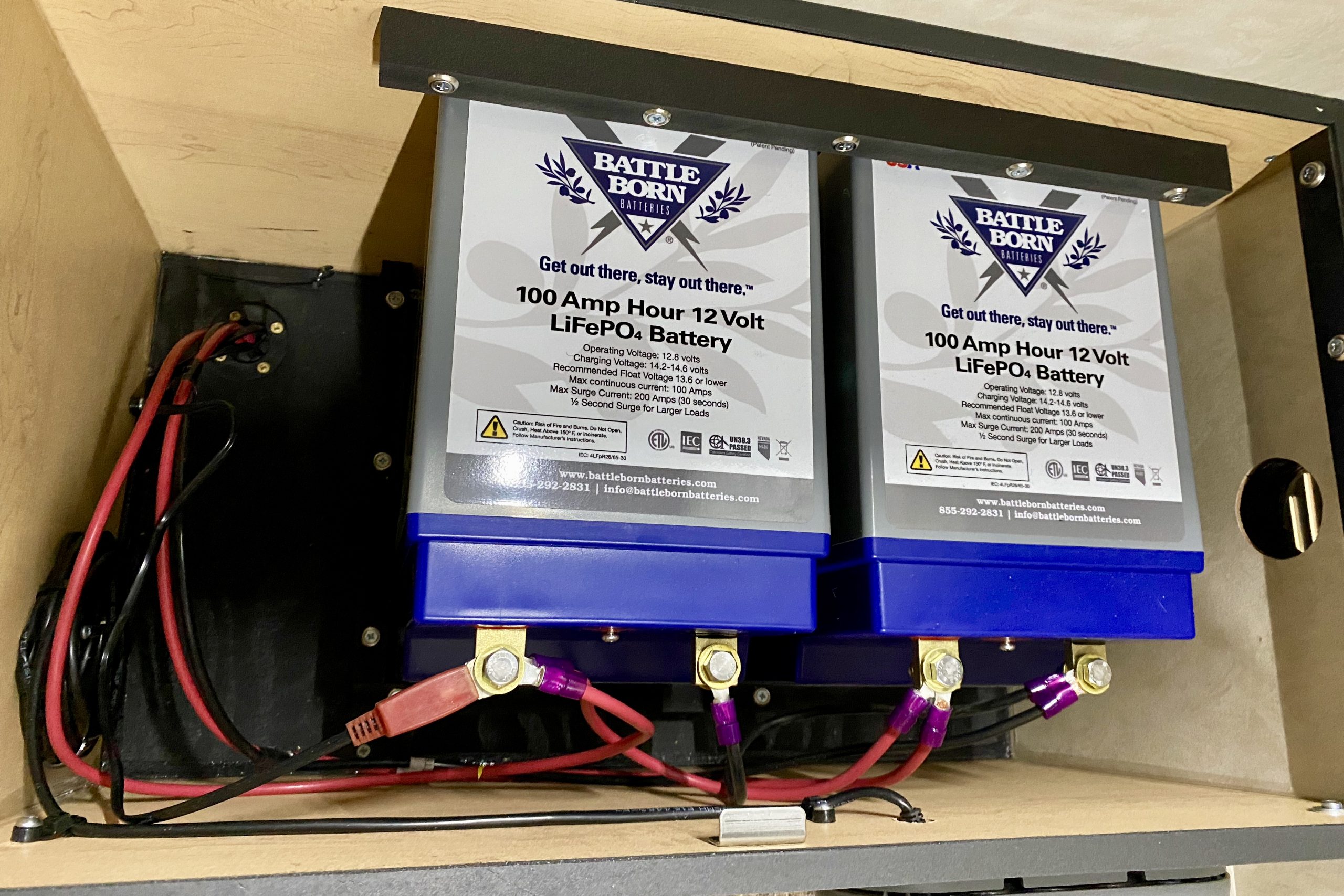 Battery Charger Camper