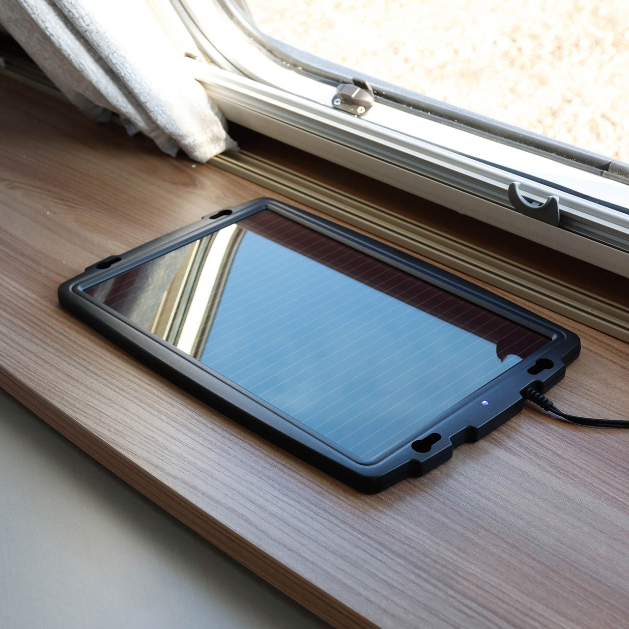 LiFePO4 battery charger