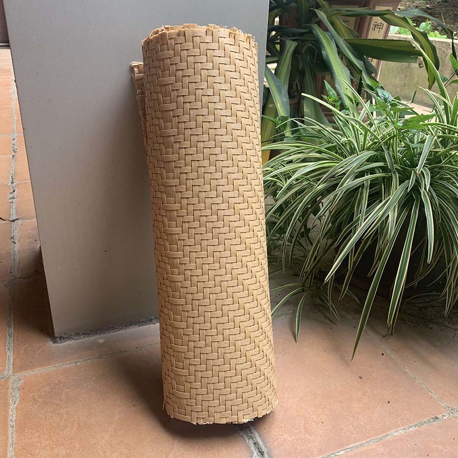 Rattan Charger